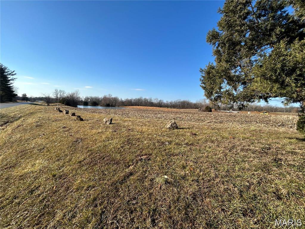 1 Murdach Estates Chester, IL 62233 - Photo 2 of 9