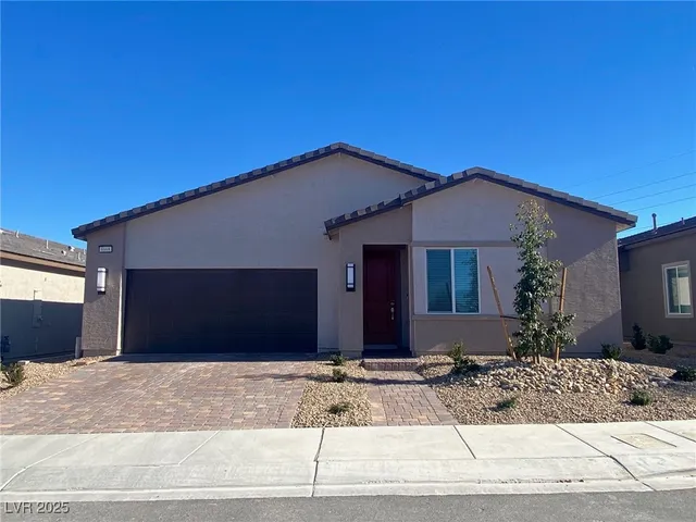 $589,990 | 8668 Bench Street, Las Vegas, NV 89139