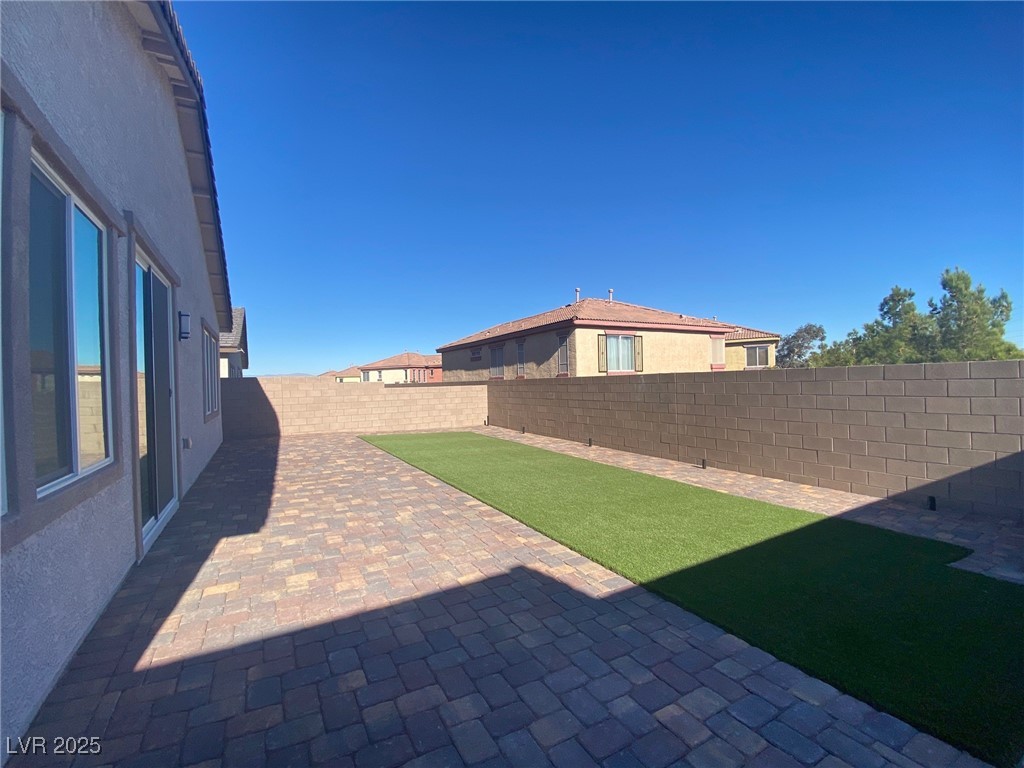 8668 Bench Street Las Vegas, NV 89139 - Photo 26 of 29