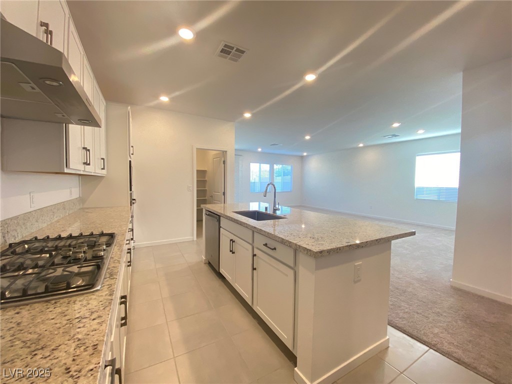 8668 Bench Street Las Vegas, NV 89139 - Photo 4 of 29