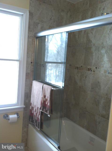 12501 Timber Grove Road Reisterstown, MD 21136 - Photo 22 of 30 Bath