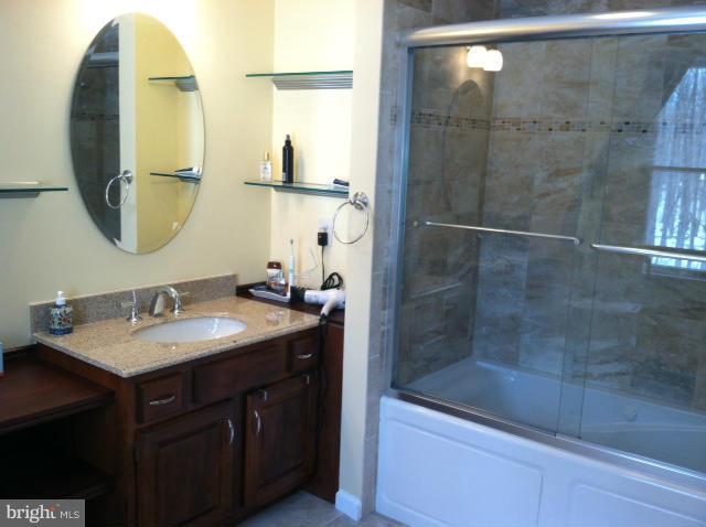 12501 Timber Grove Road Reisterstown, MD 21136 - Photo 26 of 30 Bath (Master)