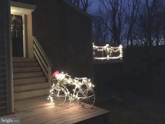 a vase of flowers sitting on a table