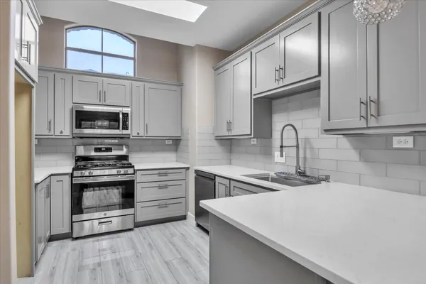 $484,900 | 11558 Spicewood Parkway, Unit 18, Austin, TX 78750