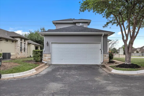 $484,900 | 11558 Spicewood Parkway, Unit 18, Austin, TX 78750