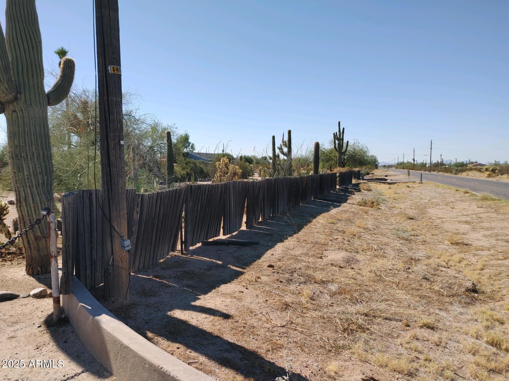 22695 East Cactus Forest Road Florence, AZ 85132 - Photo 2 of 45 a view of a terrace with wooden fence