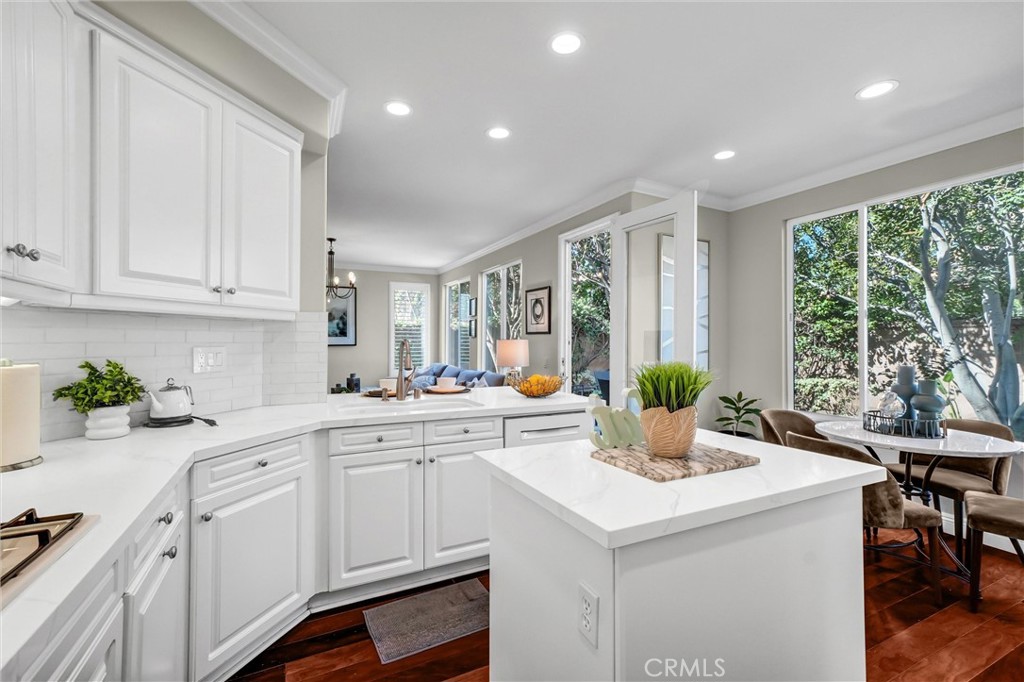 53 Oakhurst Road Irvine, CA 92620 - Photo 14 of 36