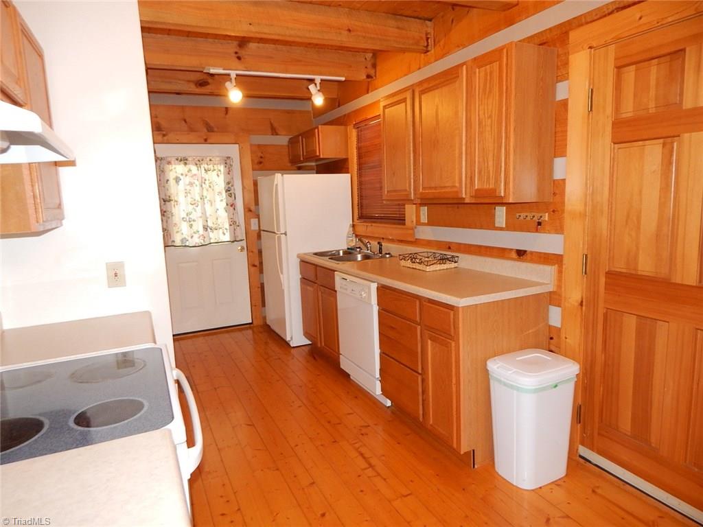 625 Tidline Road Traphill, NC 28685 - Photo 12 of 29 Gallery Image 12