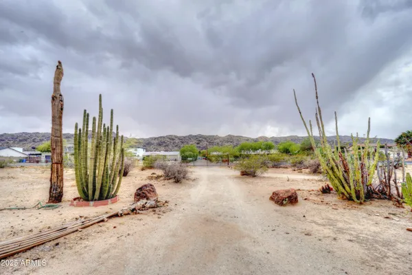 $2,500,000 | 2212 East South Mountain Avenue, Unit 5, Phoenix, AZ 85042