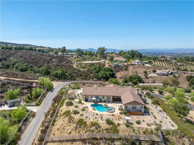 $1,695,000 | 39968 Calle Breve, Temecula, CA 92592