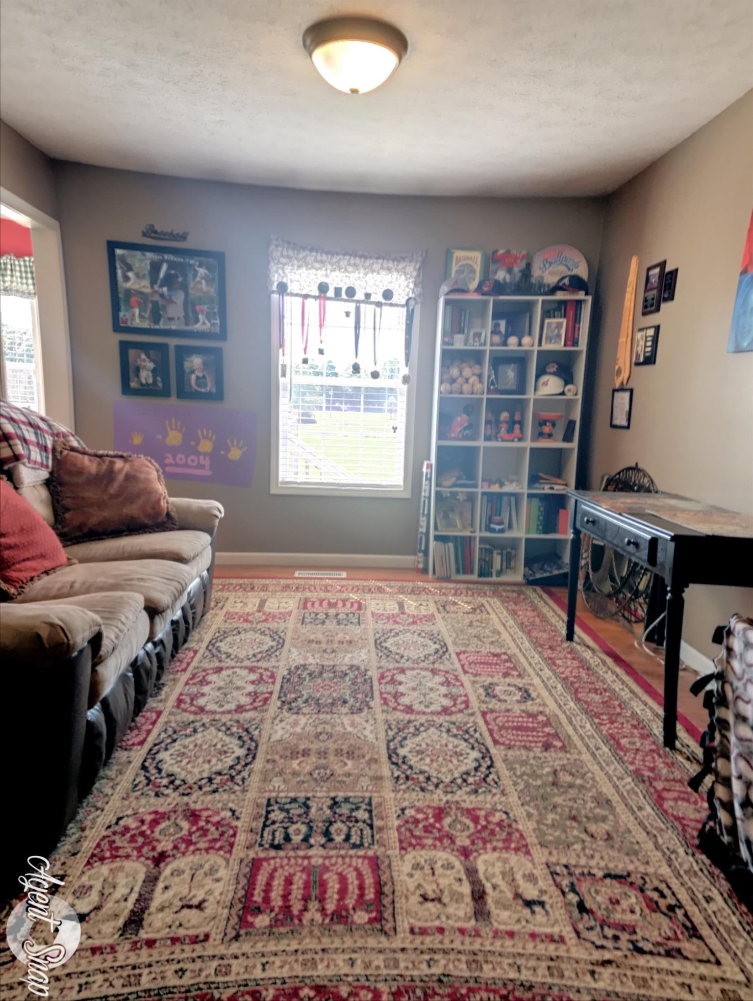 286 Collins Road Portland, TN 37148 - Photo 7 of 16 Large formal dining room currently used as sitting room