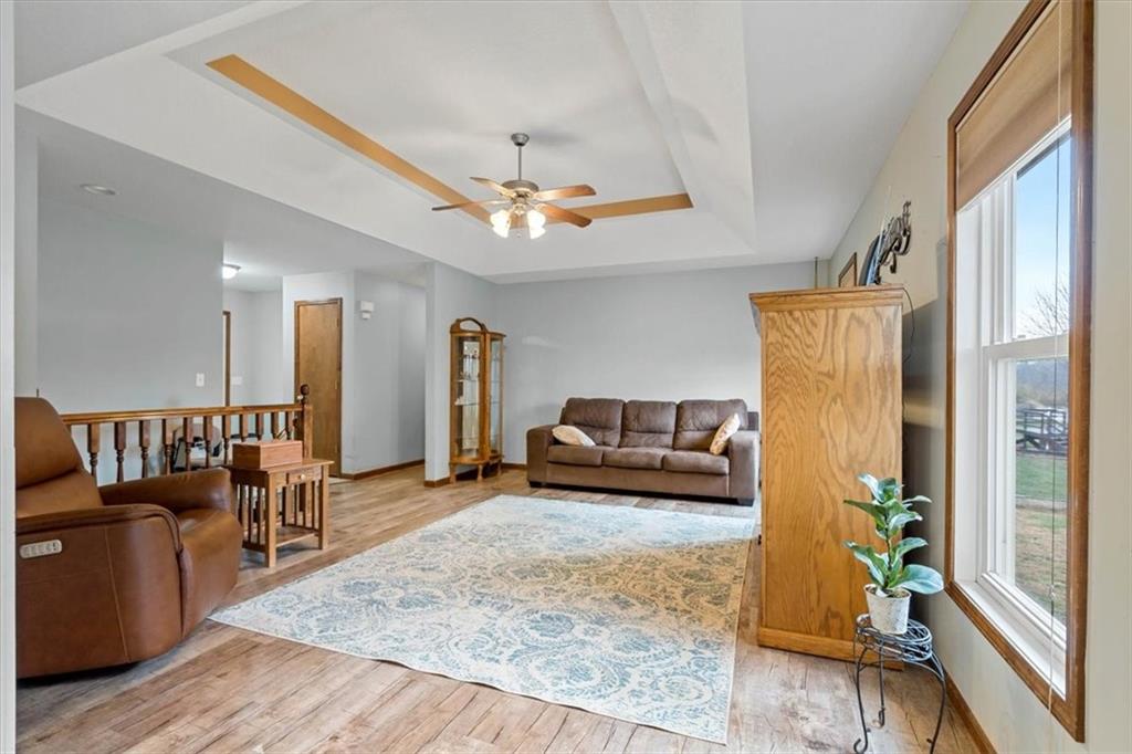 3313 Southwest 46th Street Topeka, KS 66610 - Photo 6 of 27