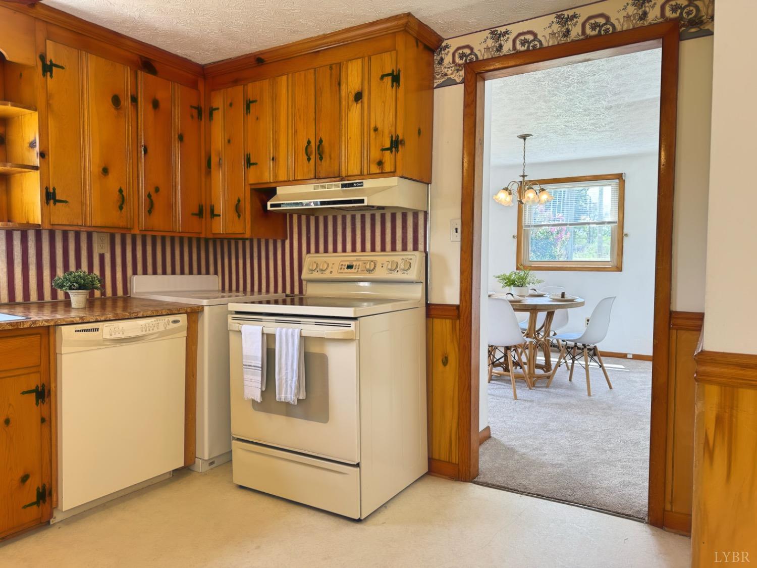 2528 Pamplin Road Pamplin, VA 23958 - Photo 9 of 28