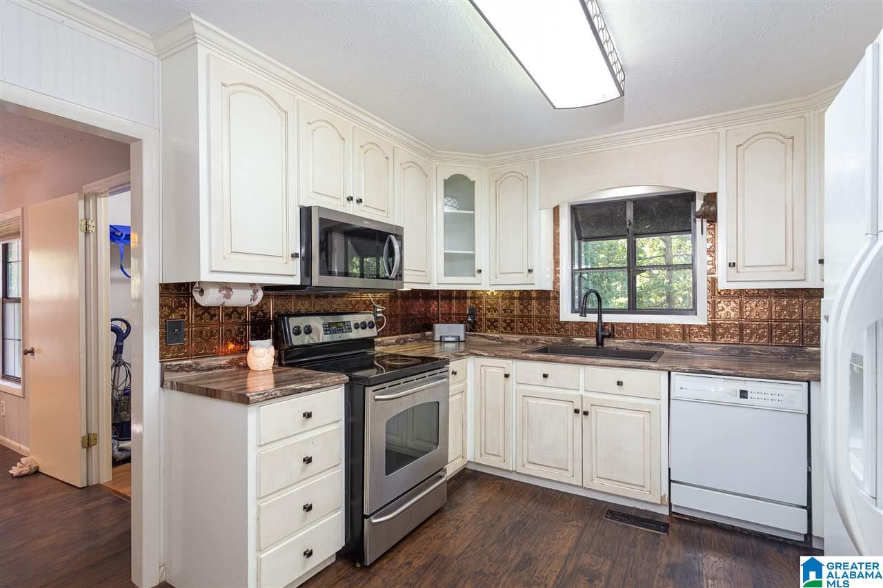 309 Shamrock Road Anniston, AL 36207 - Photo 6 of 50