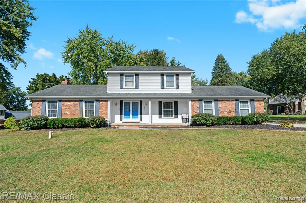 4815 Ravinewood Drive Commerce Township, MI 48382 - Photo 4 of 52