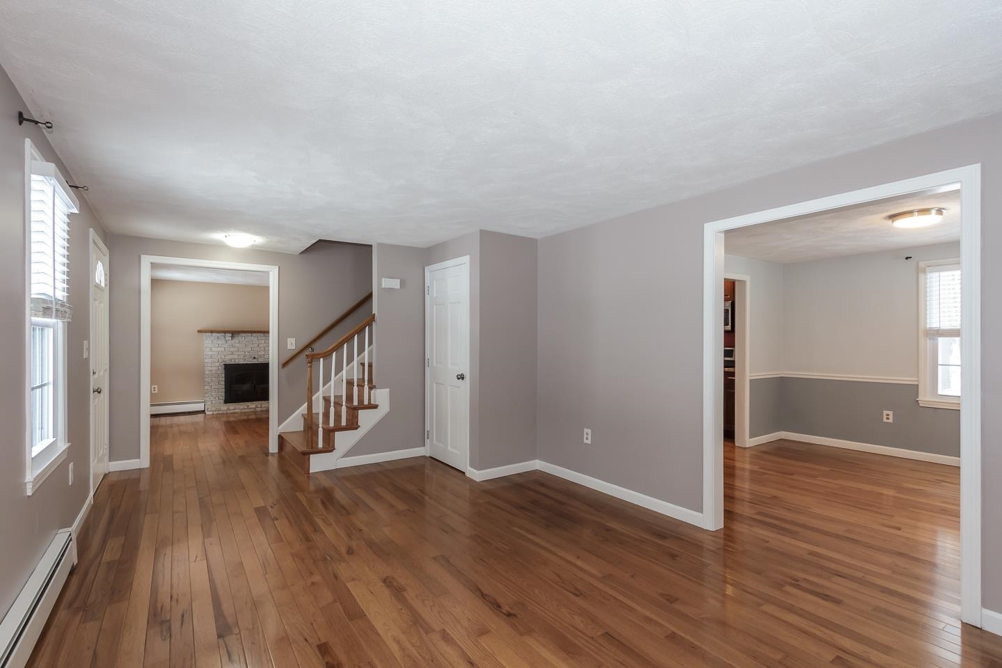 10 New Road Windham, NH 03087 - Photo 4 of 31