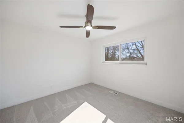 $575,000 | 170 Saddleford Drive, Chesterfield, MO 63017