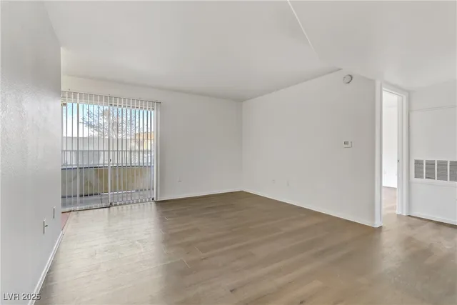 $262,900 | 2120 Ramrod Avenue, Unit 1318, Henderson, NV 89014