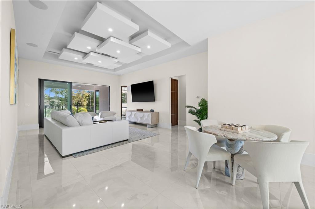 2272 Oakes Boulevard Naples, FL 34119 - Photo 33 of 49