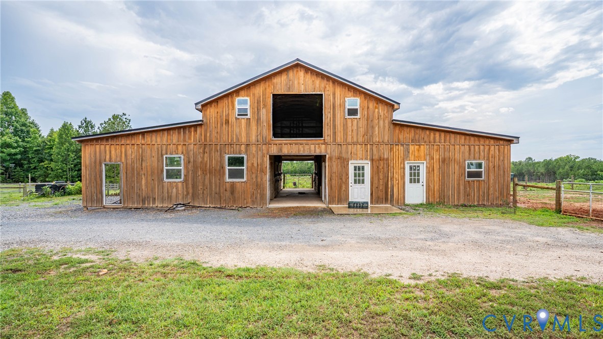 1451 Dixie Hill Road Dillwyn, VA 23936 - Photo 27 of 51 Two-story barn structure featuring natural wood si