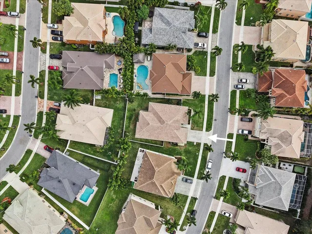 $699,000 | 7571 Greenville Circle, Lake Worth, FL 33467