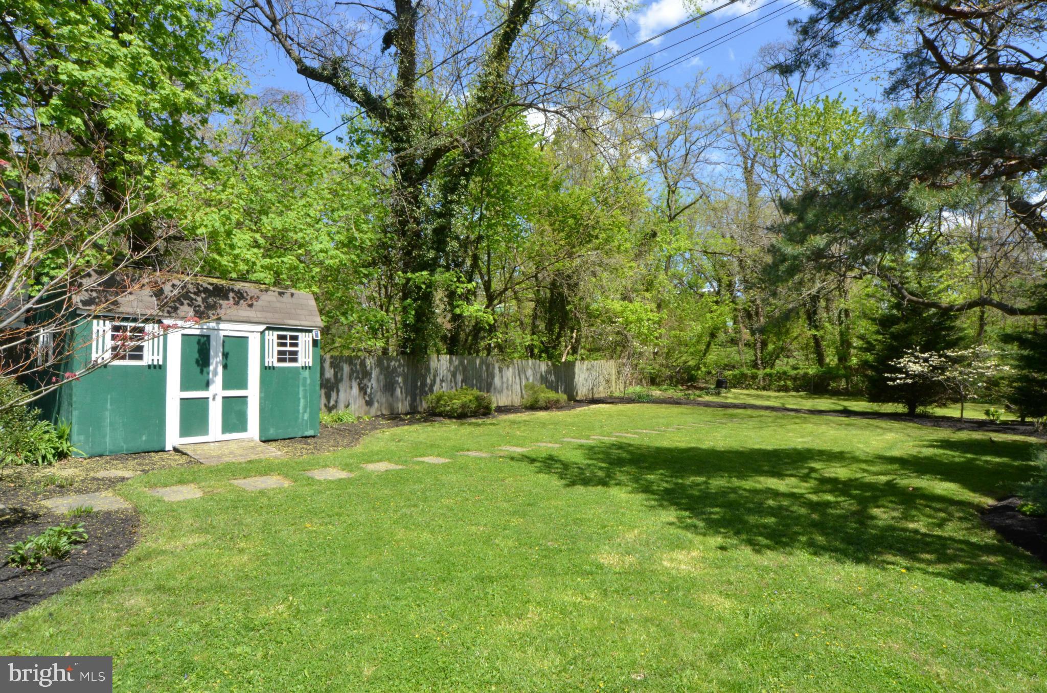 5 Overbrook Road Catonsville, MD 21228 - Photo 22 of 27 Exterior (Rear)