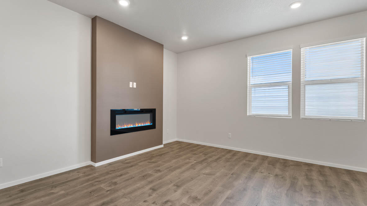 61172 Southeast Splendor Lane Bend, OR 97702 - Photo 2 of 26 002 great room