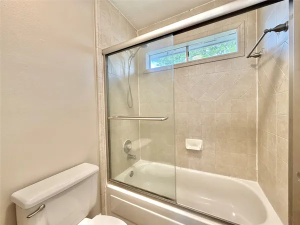 $2,400 | 6315 Laurel Bush Lane, Sugar Land, TX 77479