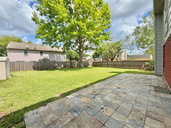 $2,400 | 6315 Laurel Bush Lane, Sugar Land, TX 77479