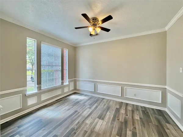 $2,400 | 6315 Laurel Bush Lane, Sugar Land, TX 77479