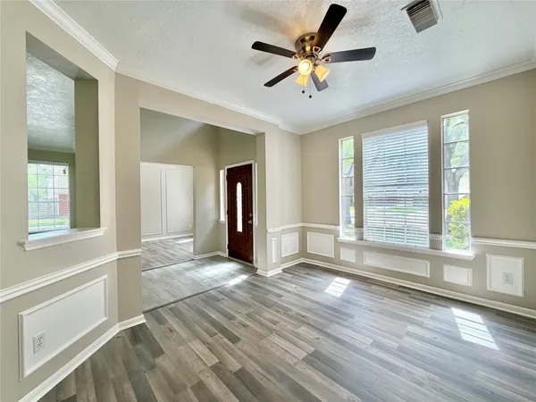 $2,400 | 6315 Laurel Bush Lane, Sugar Land, TX 77479