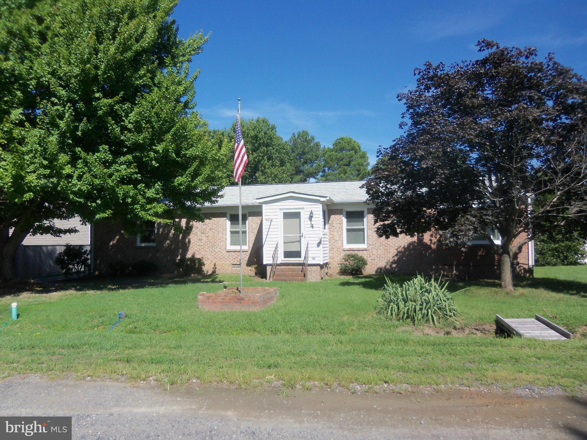 4 Azalea Road Colonial Beach, VA 22443 - Photo 1 of 23 Exterior (Front)