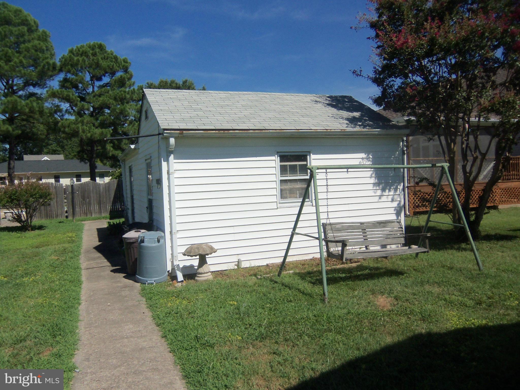 4 Azalea Road Colonial Beach, VA 22443 - Photo 22 of 23 Exterior (Rear)