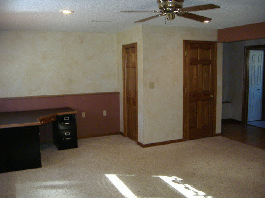 378 Rock Island Road Dixon, IL 61021 - Photo 8 of 11 a view of a livingroom with a projector