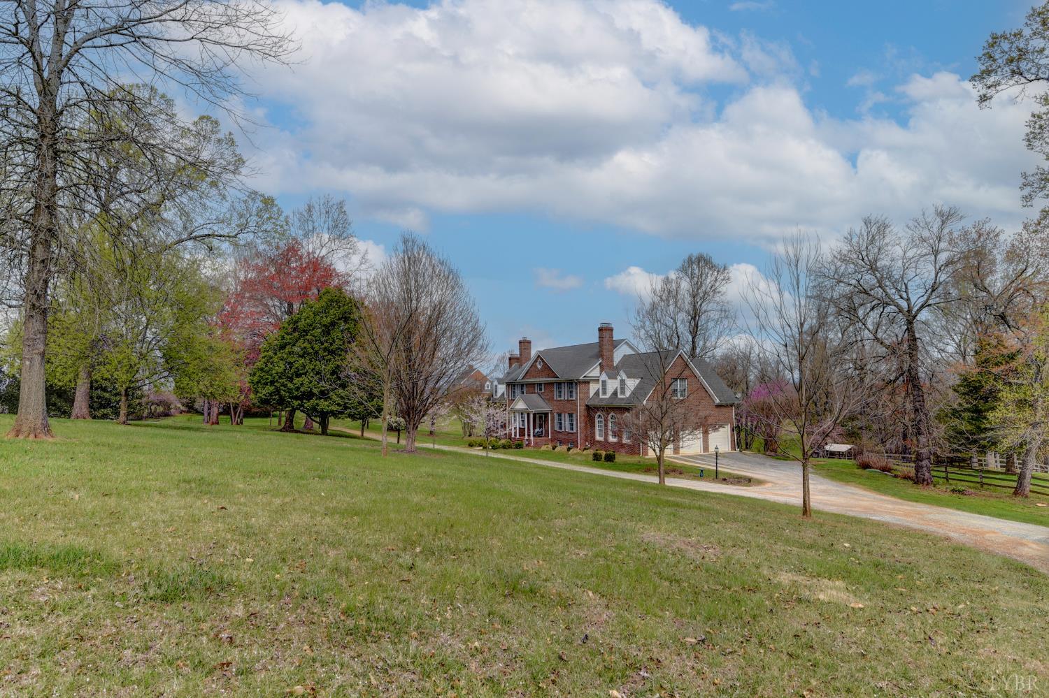 3471 Bellevue Road Forest, VA 24551 - Photo 2 of 82