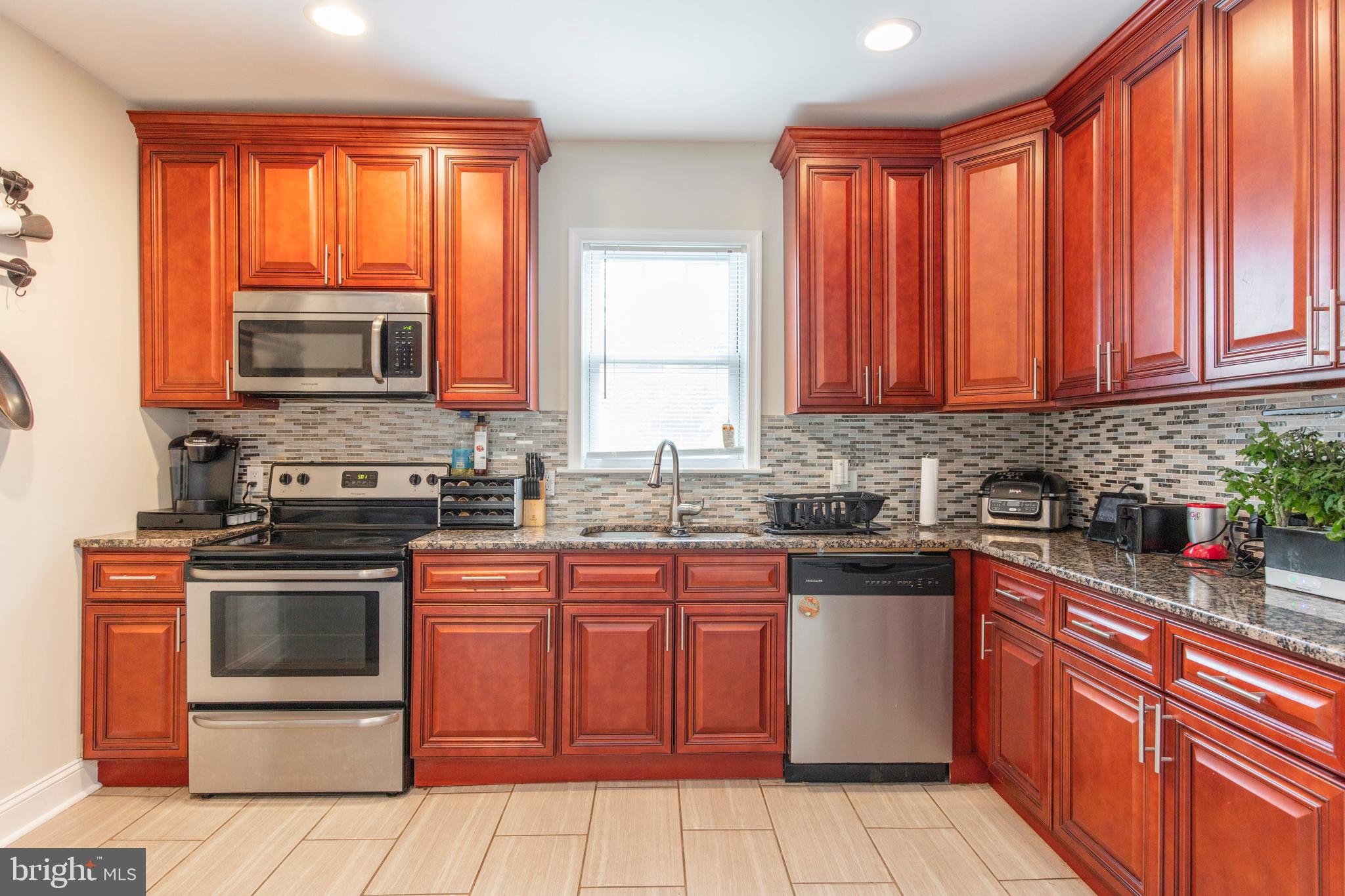 162 Doe Run Road Coatesville, PA 19320 - Photo 13 of 39 Gallery Image 13