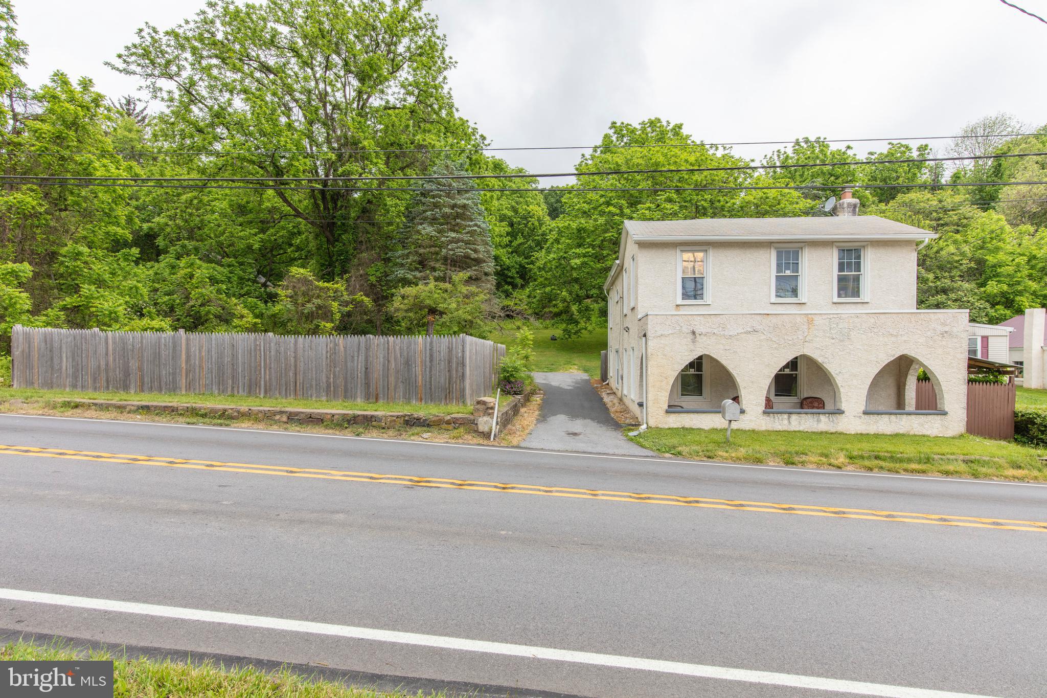 162 Doe Run Road Coatesville, PA 19320 - Photo 3 of 39 Gallery Image 3
