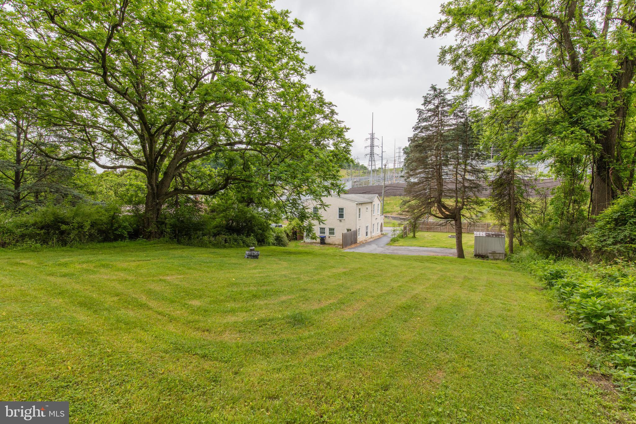 162 Doe Run Road Coatesville, PA 19320 - Photo 37 of 39 Gallery Image 37