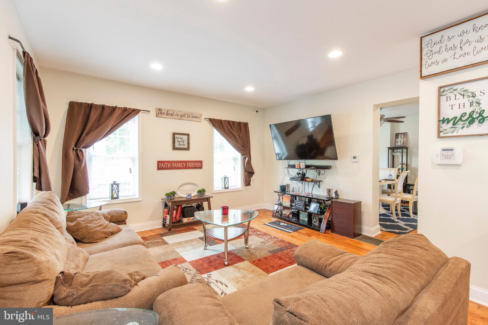 162 Doe Run Road Coatesville, PA 19320 - Photo 5 of 39 Gallery Image 5