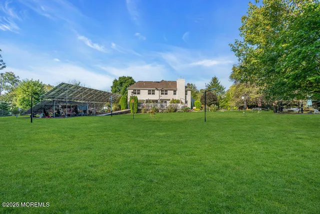 $949,900 | 25 Iroquois Drive, Freehold, NJ 07728