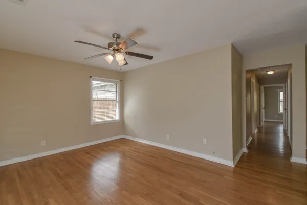 $1,695 | 1509 North San Jacinto Street, Conroe, TX 77301