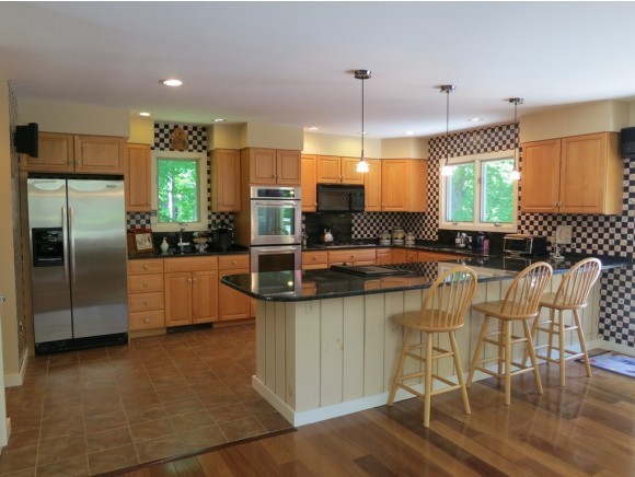 32 West Ridge Road Winhall, VT 05340 - Photo 5 of 36