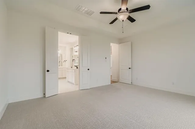 $569,990 | 150 Longhorn Bend, Rhome, TX 76078