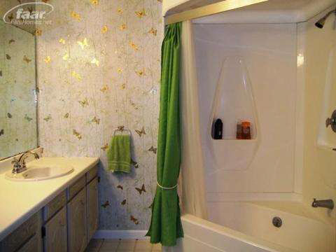 4153 North Gale Road Davison, MI 48423 - Photo 12 of 18 20243399-11.JPG
