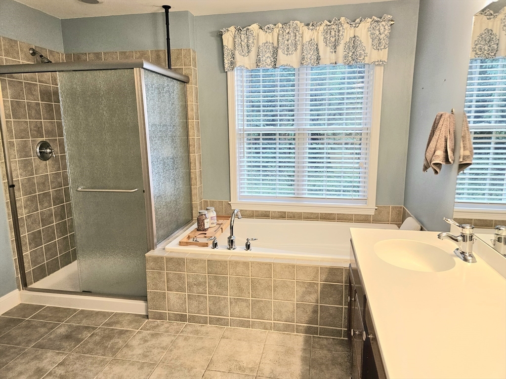 11 Bunting Way Danvers, MA 01923 - Photo 24 of 42