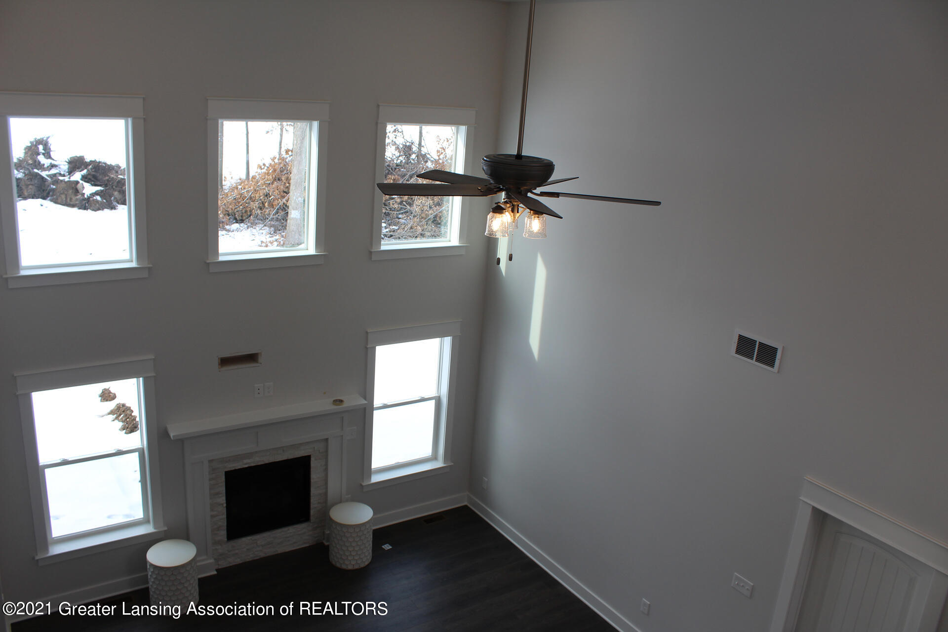 63 Dickens Street Spring Arbor, MI 49283 - Photo 3 of 50 IMG_1836