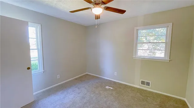 $1,545 | 122 Barnesville Road, Griffin, GA 30224