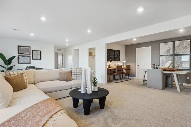 $519,660 | 1916 Ironwood Drive, Carver, MN 55315