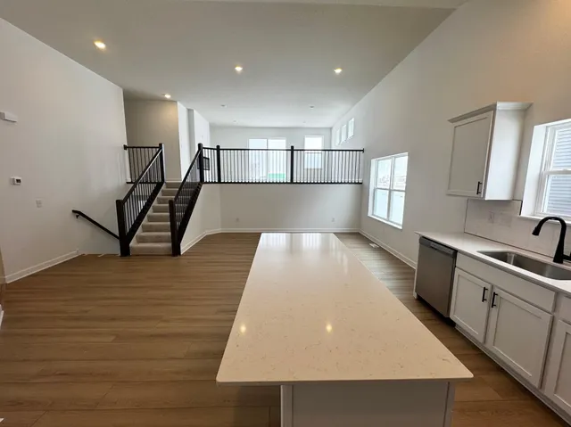 $509,990 | 1916 Ironwood Drive, Carver, MN 55315