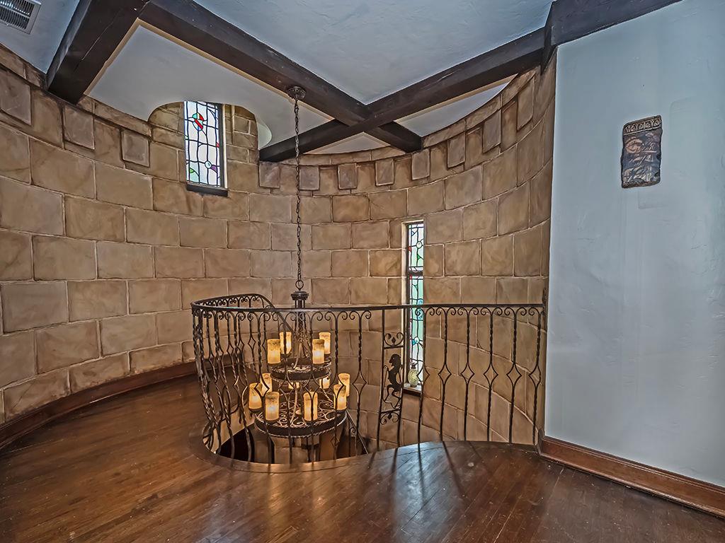 1247 Washington Road Pittsburgh, PA 15228 - Photo 16 of 32